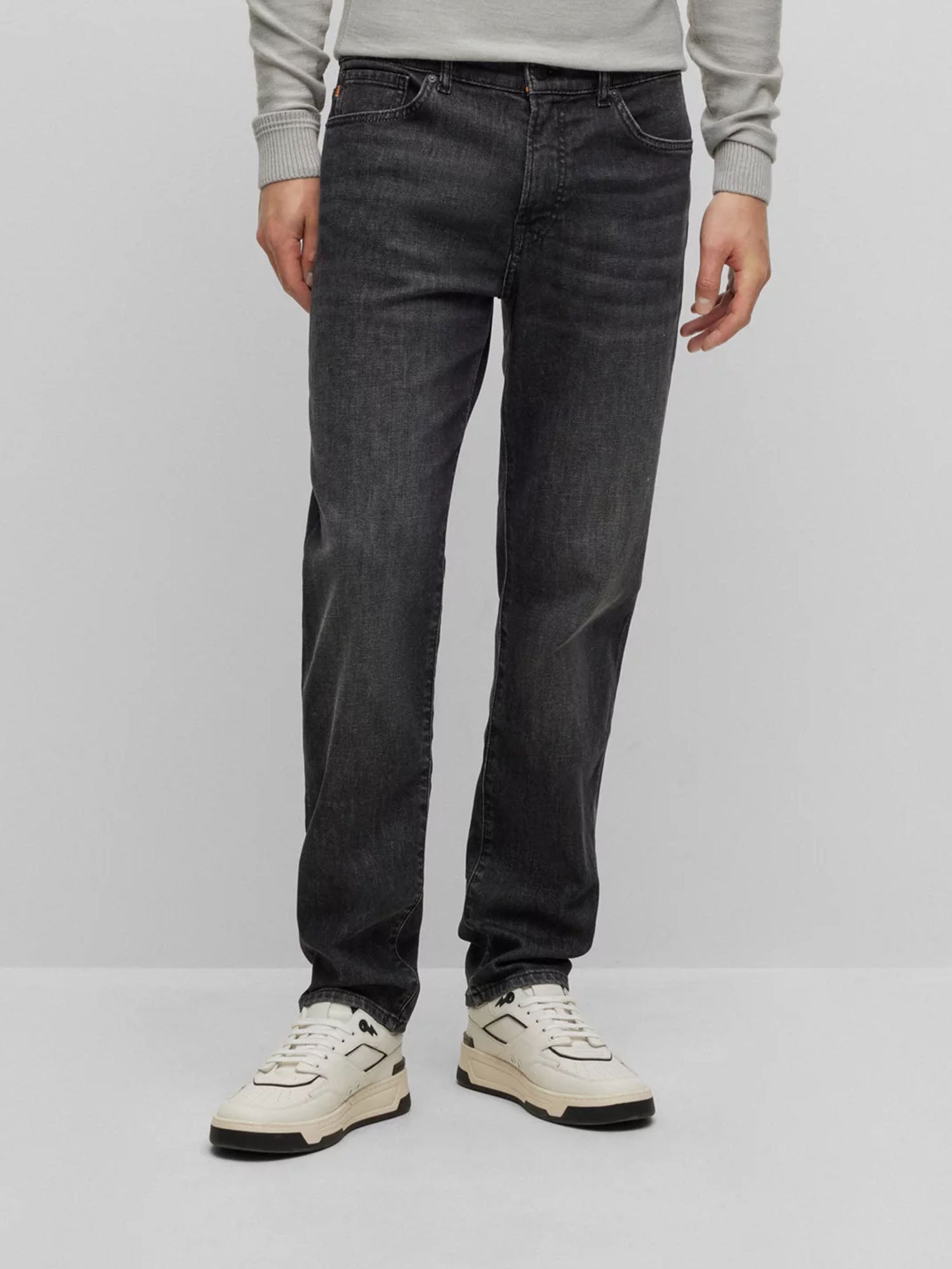 HUGO BOSS JEANS REGULAR FIT IN DENIM NERO