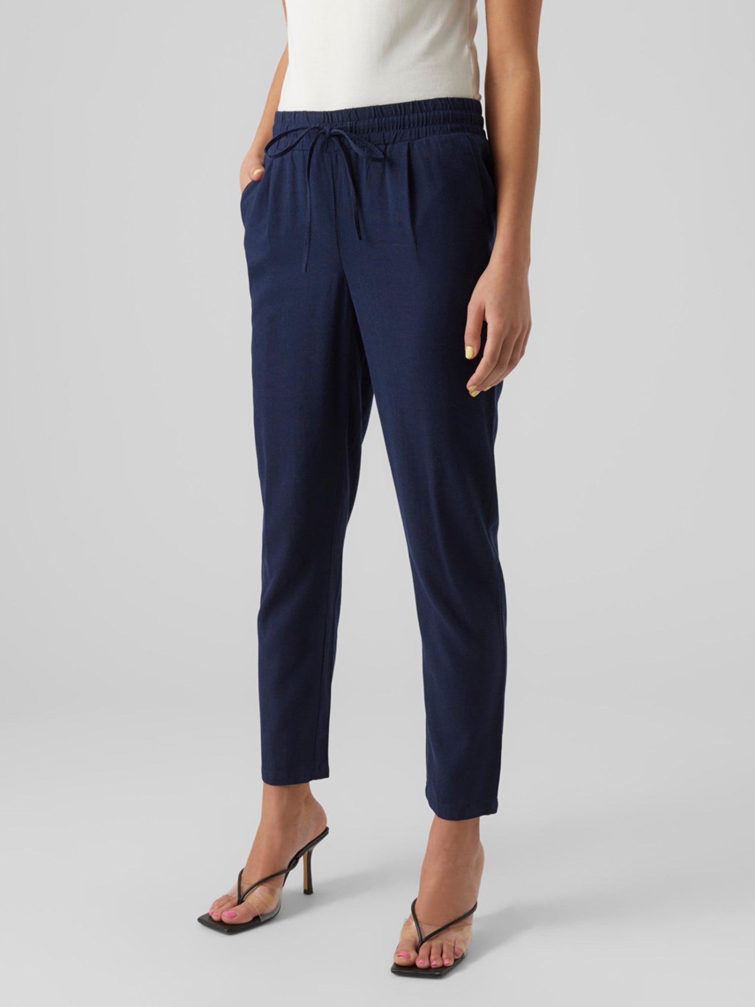 VERO MODA PANTALONI JESMILO ANKLE BLU