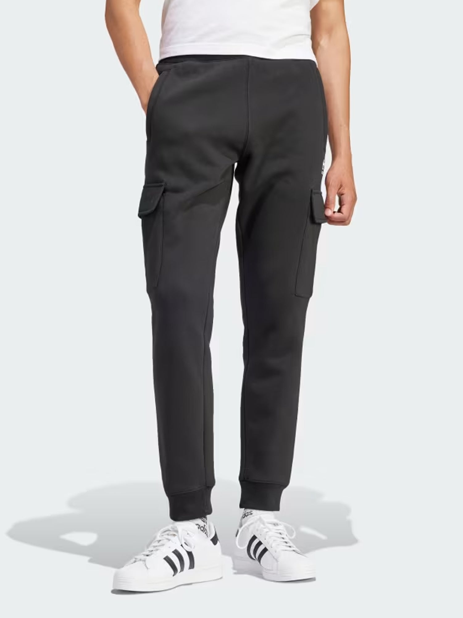 ADIDAS ORIGINALS PANTALONI CARGO TREFOIL ESSENTIALS NERO