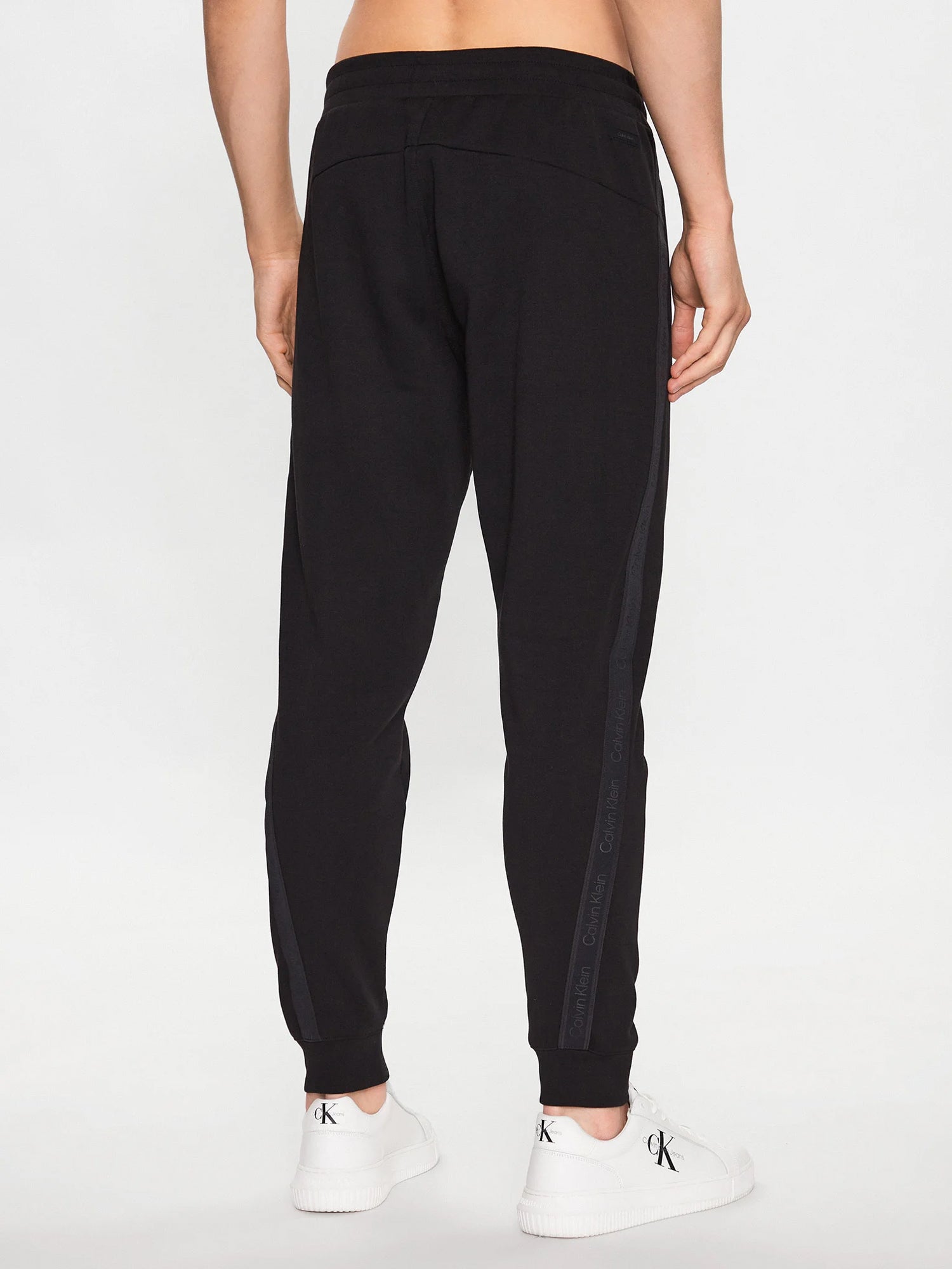 CALVIN KLEIN PANTALONI LUNGHI JOGGINGHOSE NERO