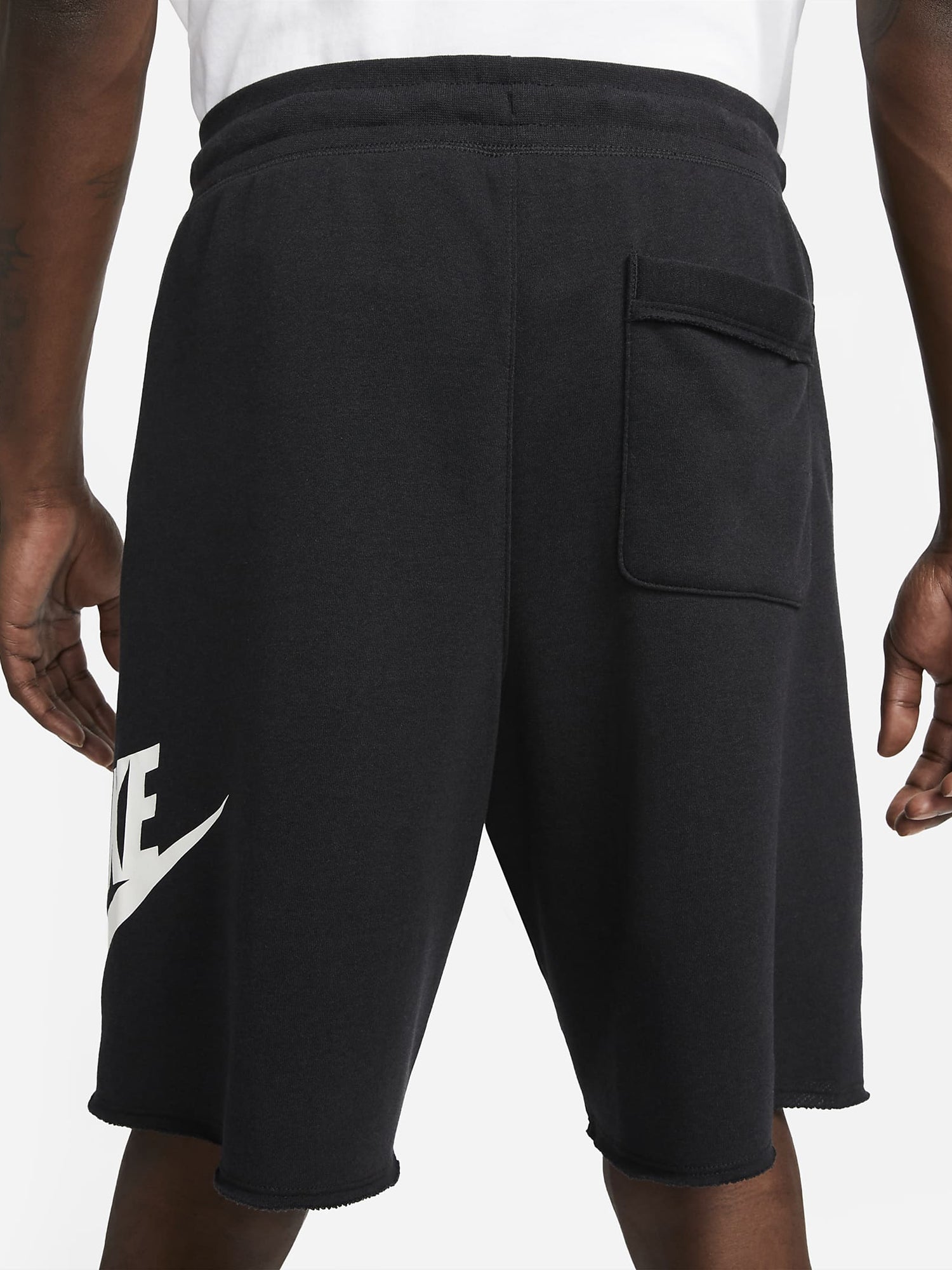 NIKE SHORTS CLUB ALUMNI DA UOMO NERO