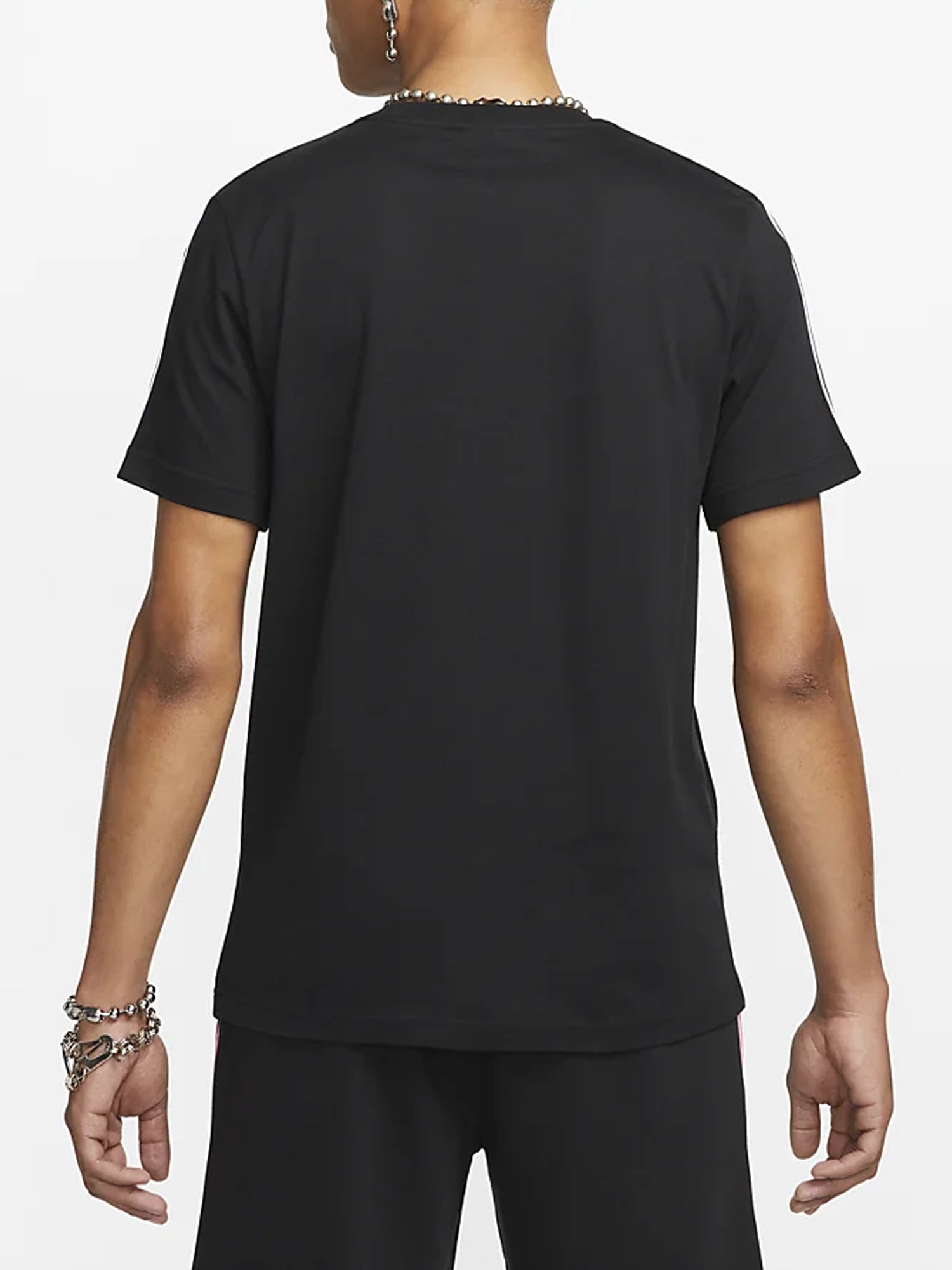 NIKE SPORTSWEAR REPEAT T-SHIRT NERO