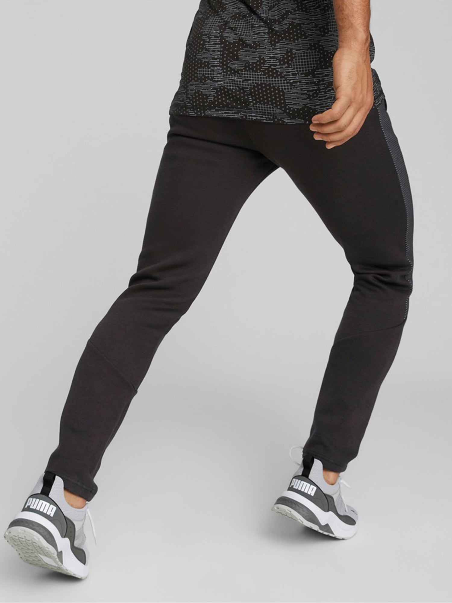 PUMA PANTALONI SPORTIVI EVOSTRIPE NERO